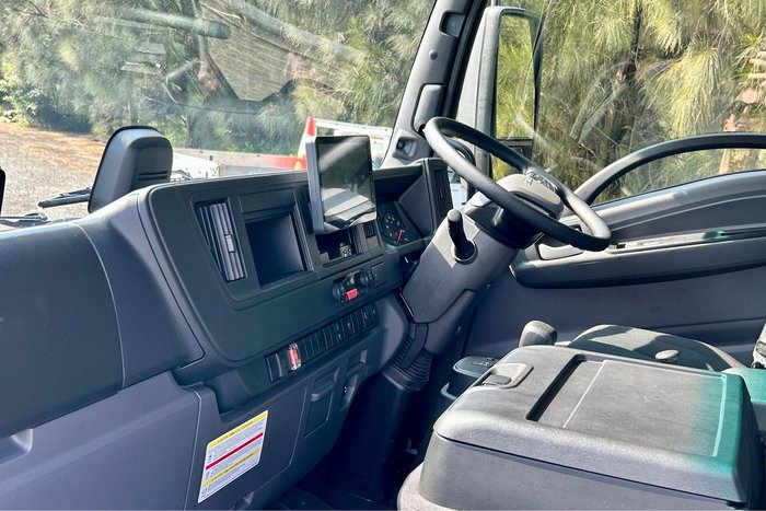 2025 Isuzu F Series FRR 110-240 AM R52