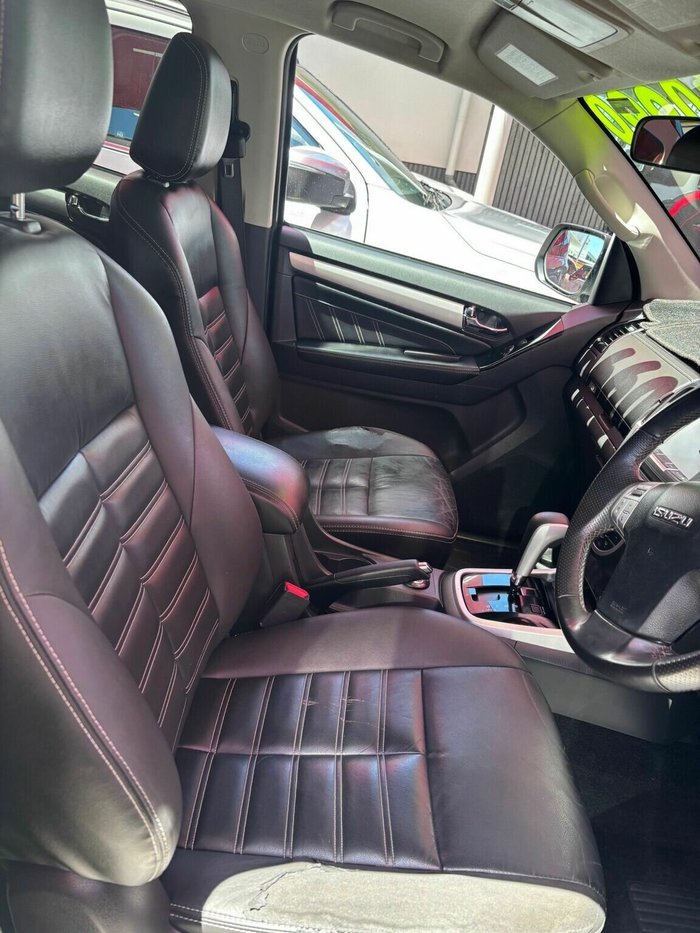 2018 Isuzu MU-X LS-T