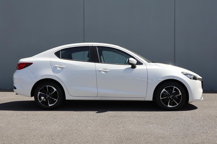 2025 Mazda 2 G15 GT
