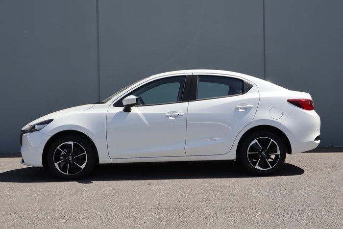 2025 Mazda 2 G15 GT