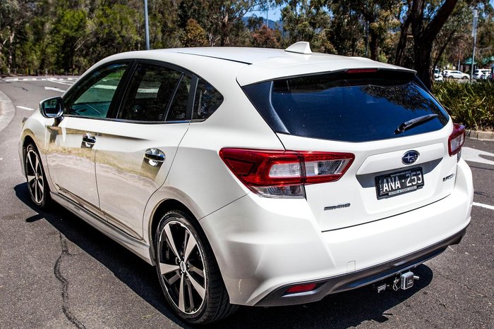 2017 Subaru Impreza 2.0i-S