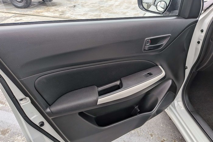 2019 Suzuki Swift GL Navigator