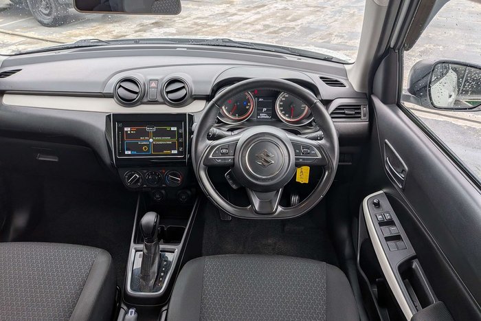 2019 Suzuki Swift GL Navigator