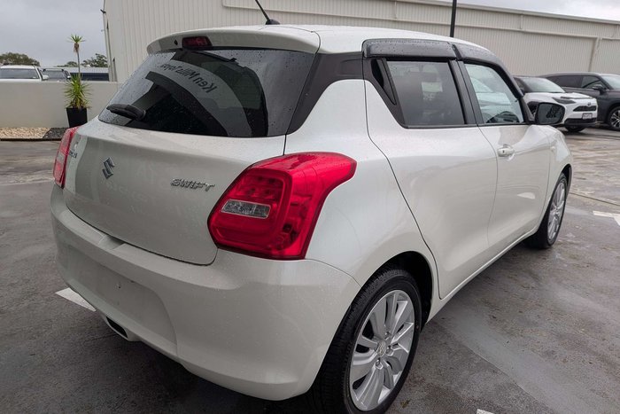2019 Suzuki Swift GL Navigator