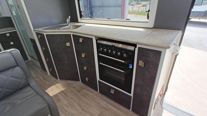 2021 Red Centre Newell Plus Price reduced to $59,990