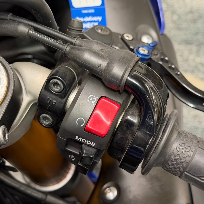 2010 Yamaha YZF-R1 Blue