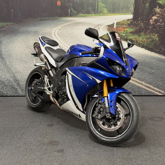 2010 Yamaha YZF-R1 Blue