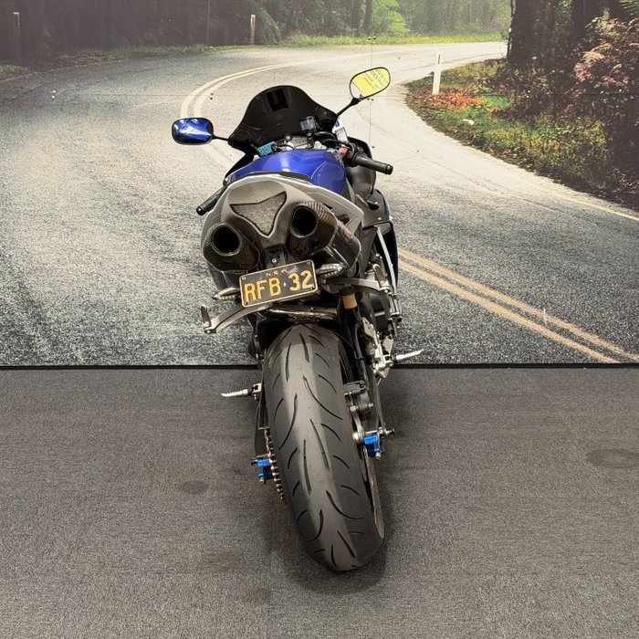 2010 Yamaha YZF-R1 Blue