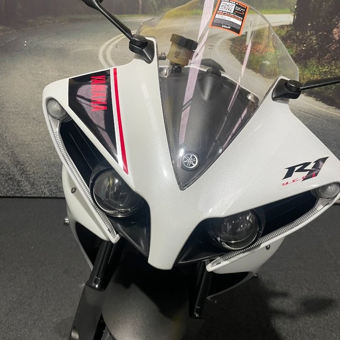 2014 Yamaha YZF-R1 White