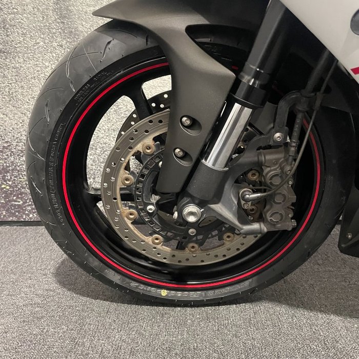 2014 Yamaha YZF-R1 White