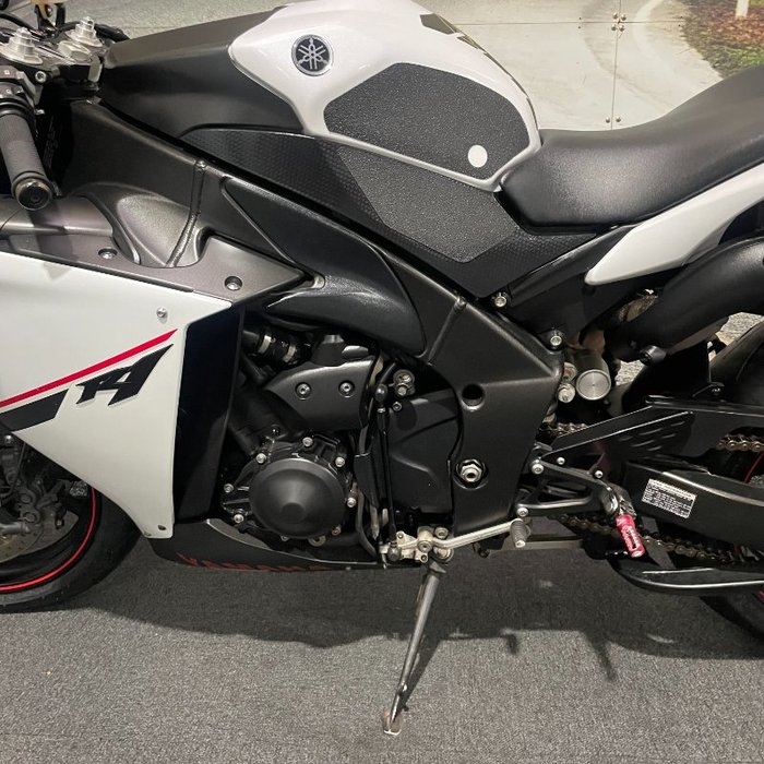 2014 Yamaha YZF-R1 White