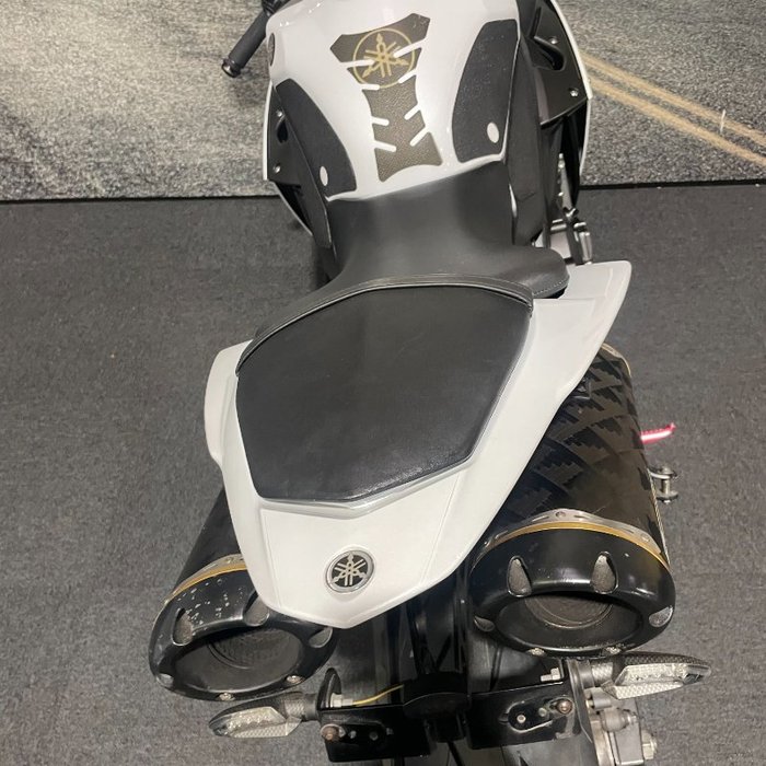 2014 Yamaha YZF-R1 White