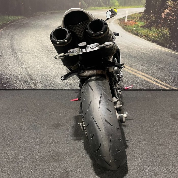 2014 Yamaha YZF-R1 White