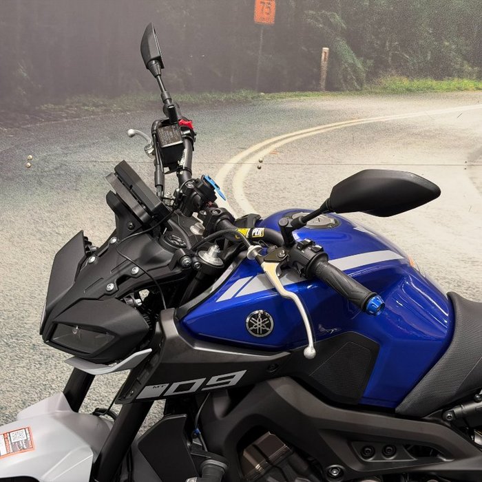 2020 Yamaha MT-09A Blue