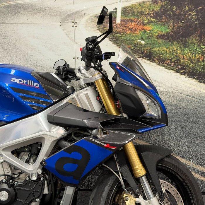 2016 APRILIA TUONO V4 FACTORY Blue