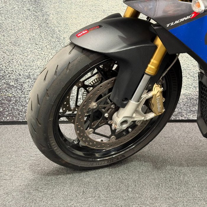 2016 APRILIA TUONO V4 FACTORY Blue