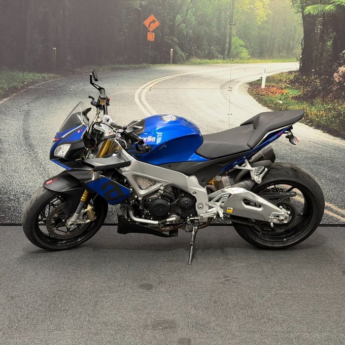 2016 APRILIA TUONO V4 FACTORY Blue