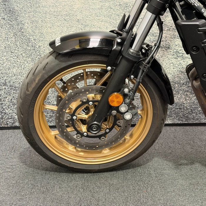 2022 Yamaha XSR700 Black