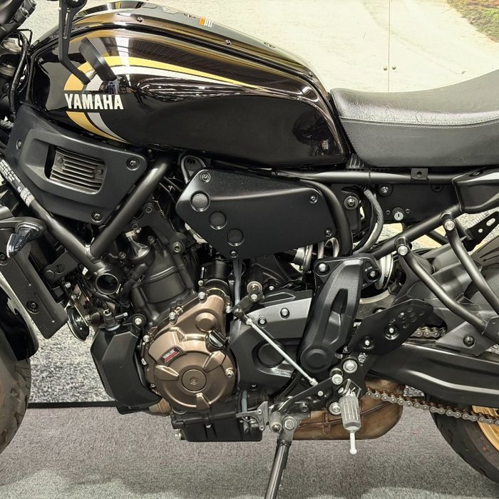 2022 Yamaha XSR700 Black