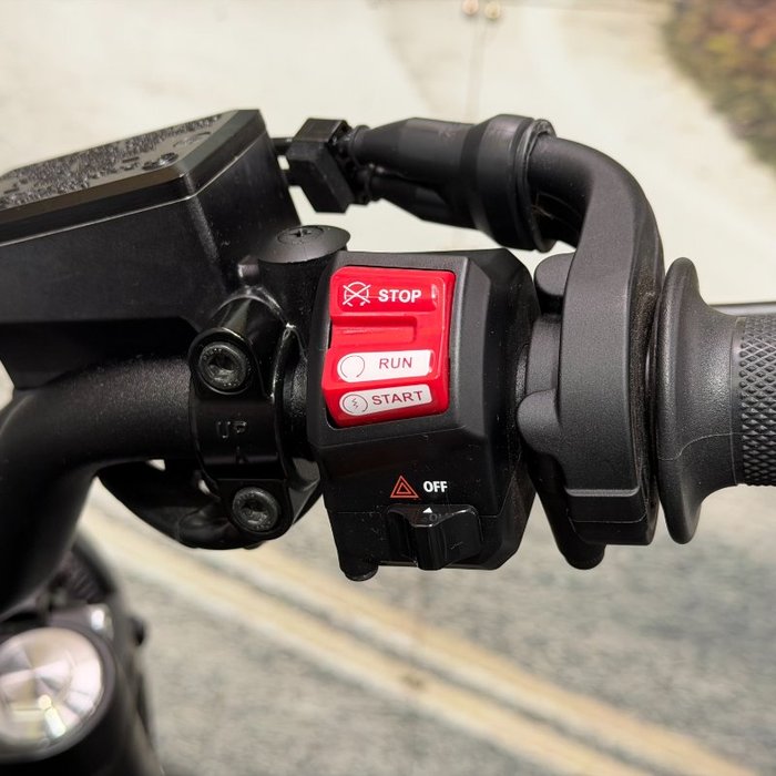 2022 Yamaha XSR700 Black