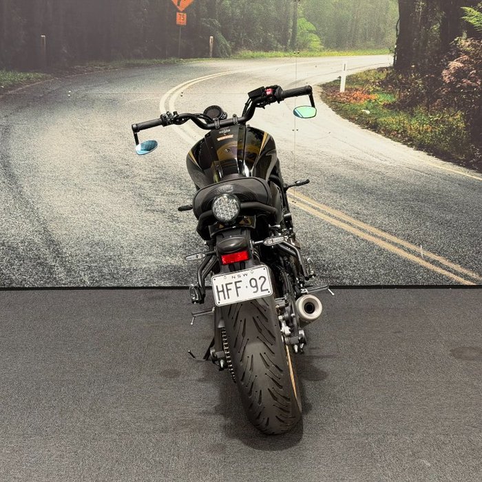 2022 Yamaha XSR700 Black