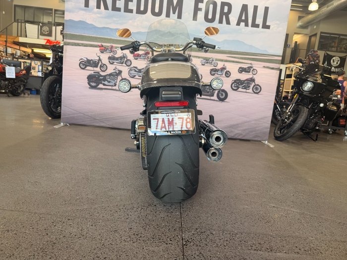 2023 Harley-davidson FLFBS FAT BOY S (114) GREY HAZE SILVER FORTUNE