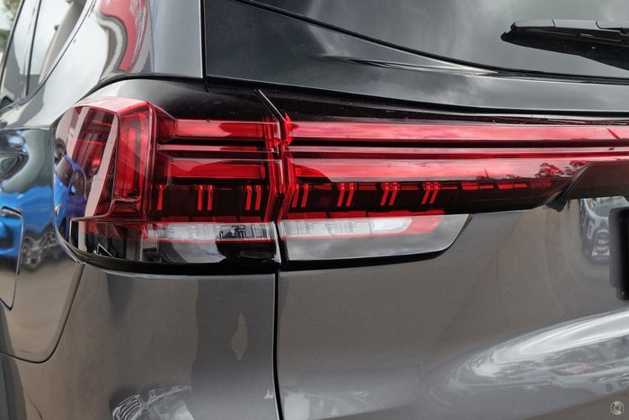 2025 LDV D90 Executive