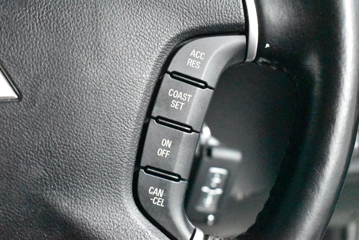 2020 Mitsubishi Pajero Exceed