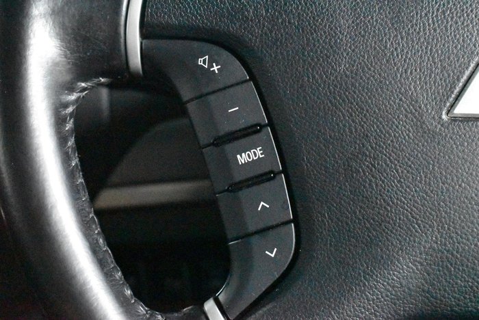 2020 Mitsubishi Pajero Exceed