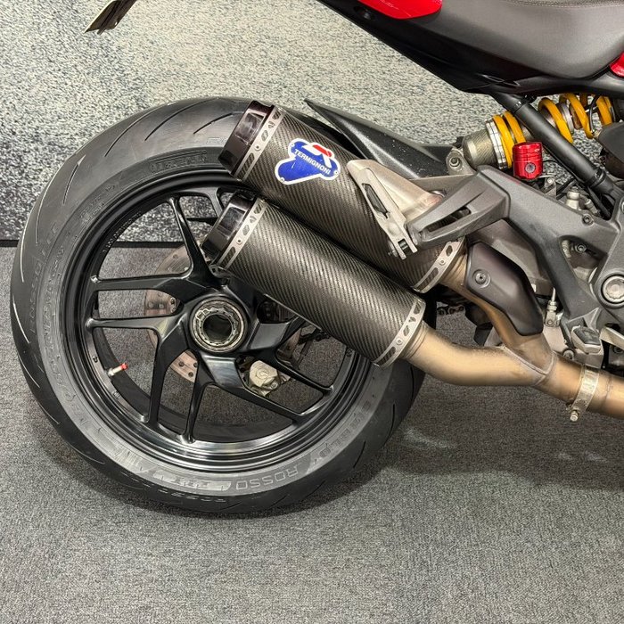 2014 DUCATI MONSTER 1200 Red