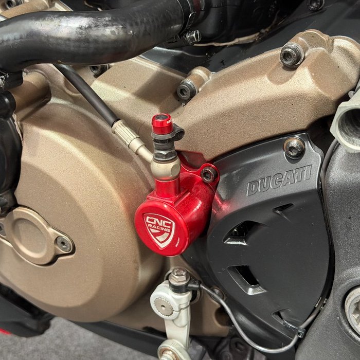 2014 DUCATI MONSTER 1200 Red