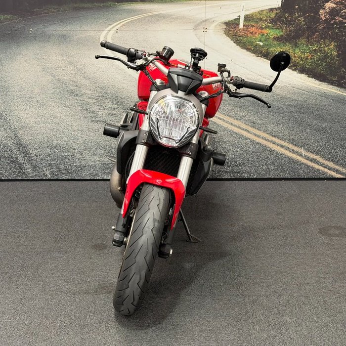 2014 DUCATI MONSTER 1200 Red