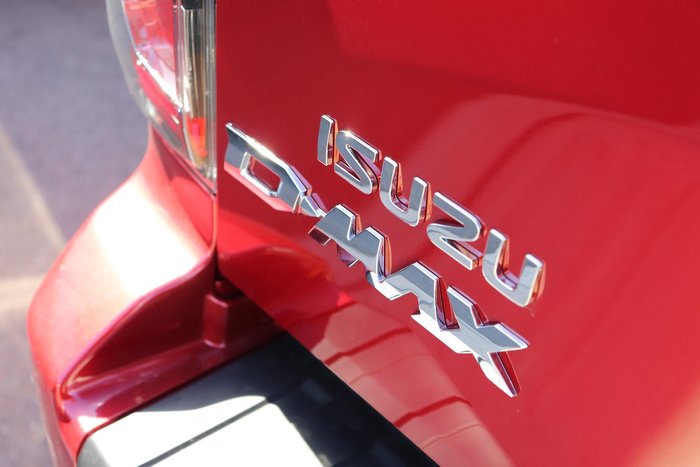 2025 Isuzu D-MAX X-TERRAIN