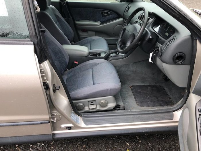 2003 Mitsubishi Magna Executive