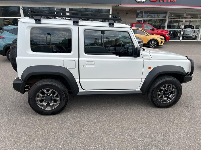 2023 Suzuki Jimny GLX