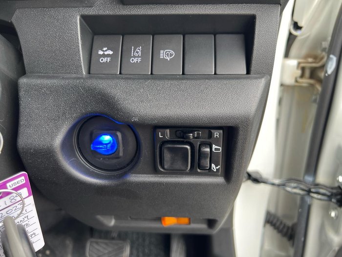 2023 Suzuki Jimny GLX