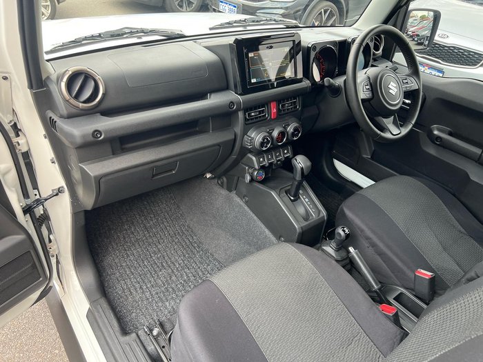 2023 Suzuki Jimny GLX