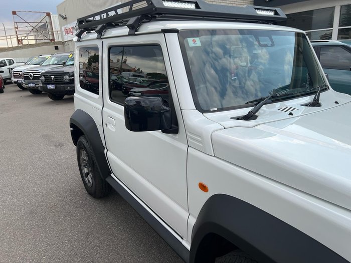 2023 Suzuki Jimny GLX