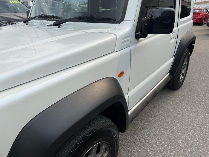 2023 Suzuki Jimny GLX