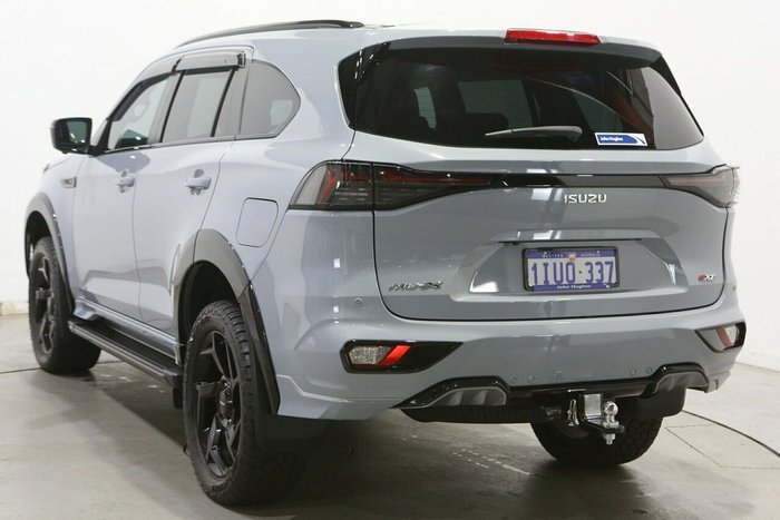 2025 Isuzu MU-X X-TERRAIN