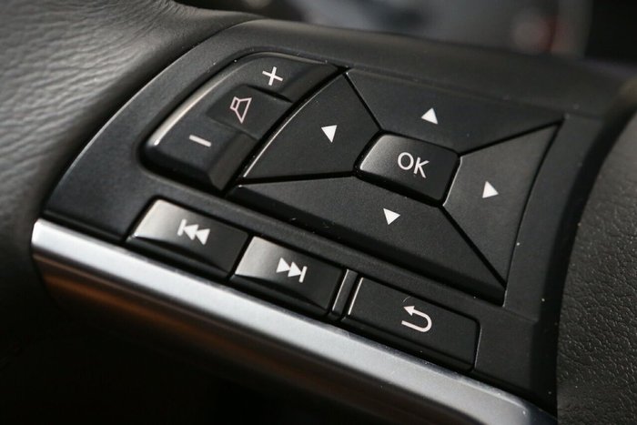 2023 Nissan Navara ST