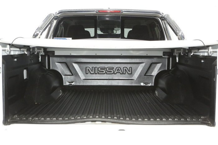 2023 Nissan Navara ST