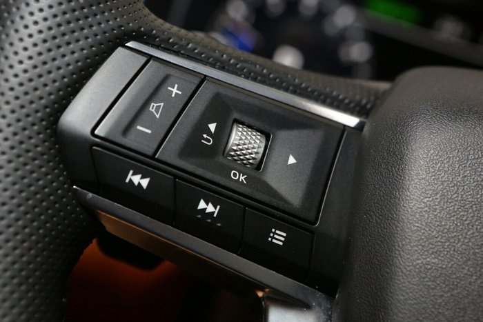 2023 Mitsubishi Outlander Exceed Tourer