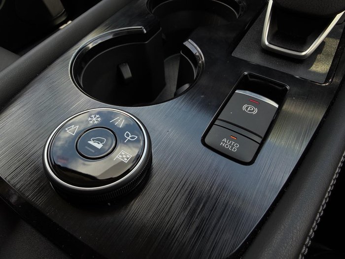 2025 Nissan X-TRAIL ST-L