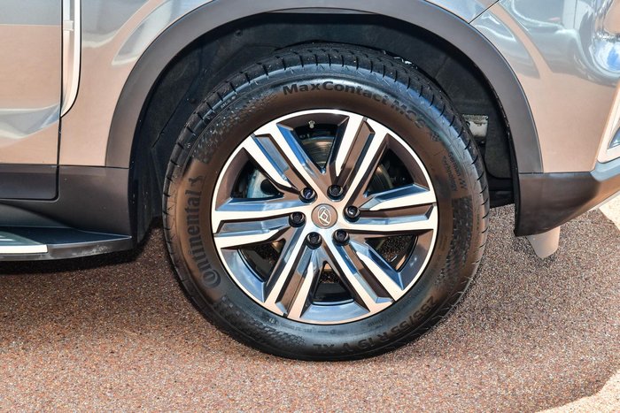 2023 LDV D90 Executive