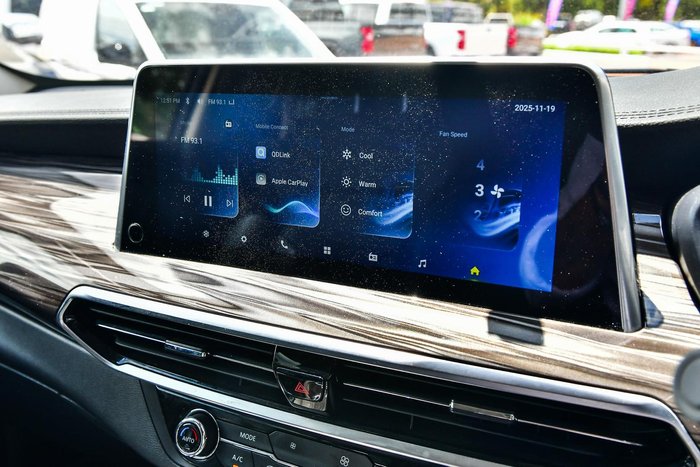 2023 LDV D90 Executive