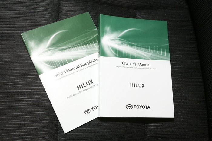 2025 Toyota Hilux SR5 48V