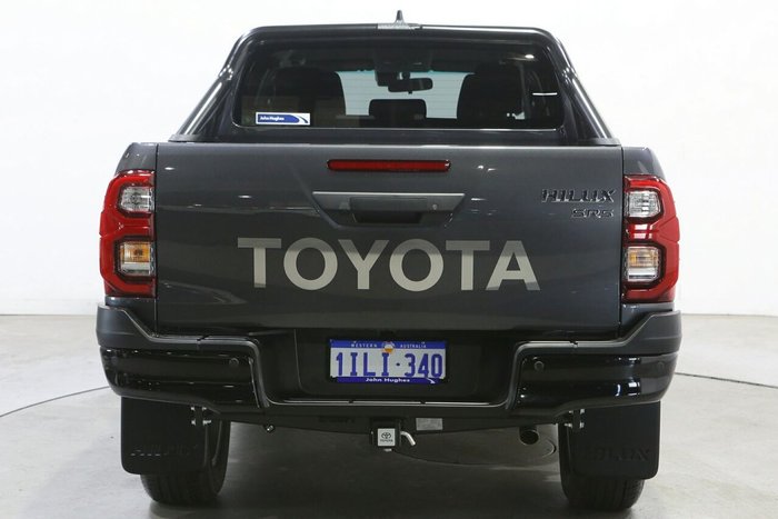 2025 Toyota Hilux SR5 48V