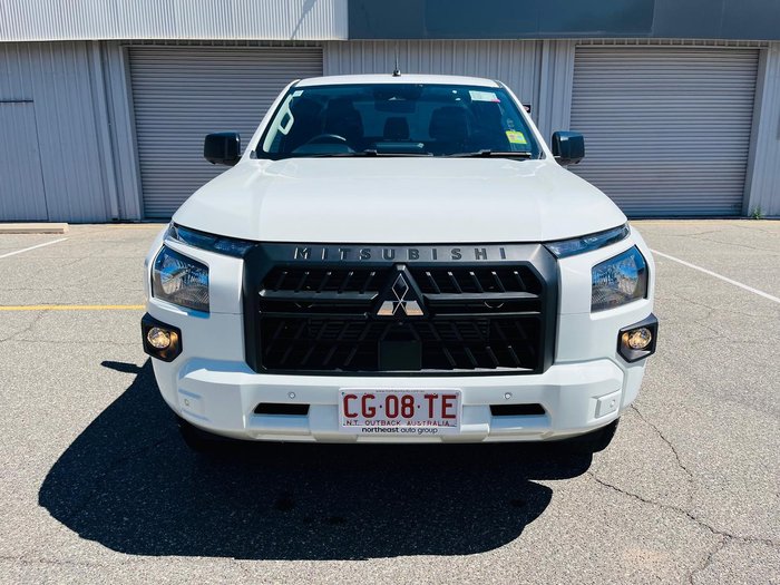 2024 Mitsubishi Triton GLX+