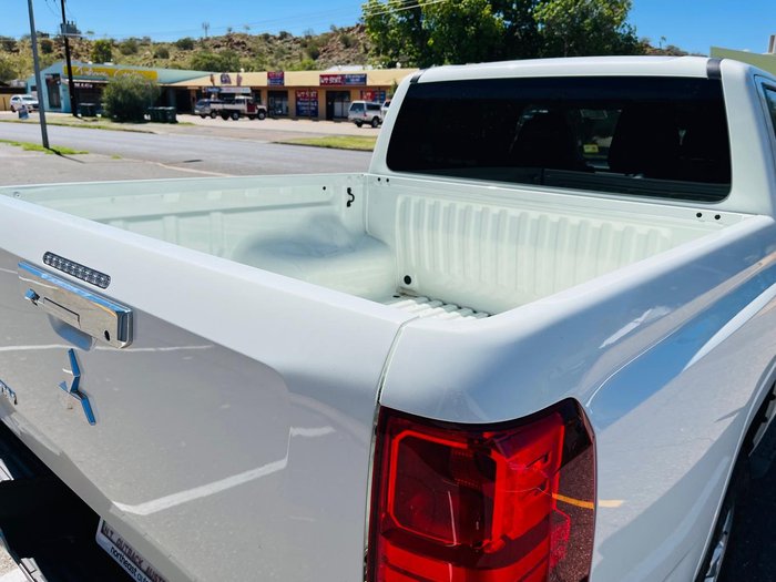 2024 Mitsubishi Triton GLX+